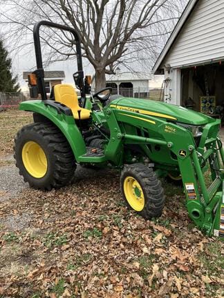 2022 John Deere 3025D Equipment Image0