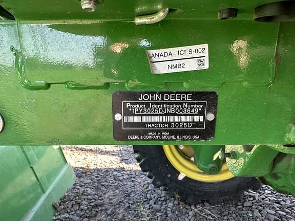 Image of John Deere 3025D equipment image 4