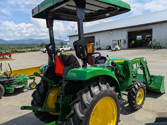 Image of John Deere 3025D equipment image 3