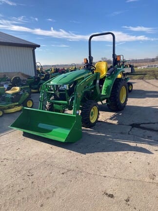 Main image John Deere 3025D