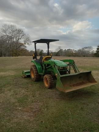 Image of John Deere 3025D equipment image 2