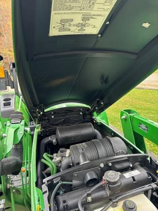 Image of John Deere 3025D equipment image 3