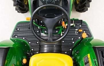 Image of John Deere 3025D equipment image 3