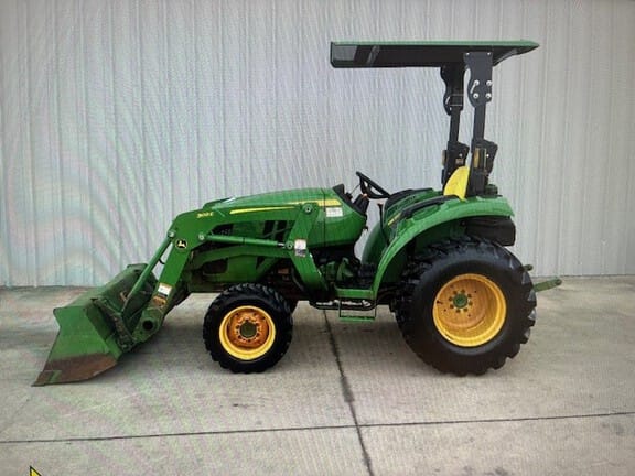 2022 John Deere 3025D Equipment Image0