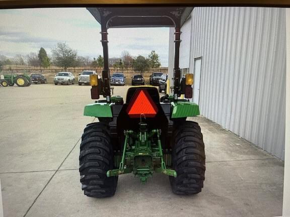 Image of John Deere 3025D equipment image 4