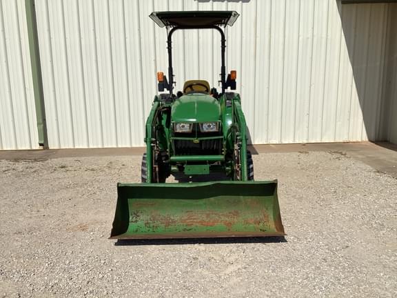 Image of John Deere 3025D equipment image 3