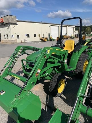 Image of John Deere 3025D equipment image 2