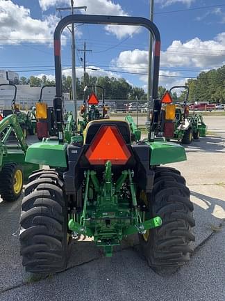 Image of John Deere 3025D equipment image 4