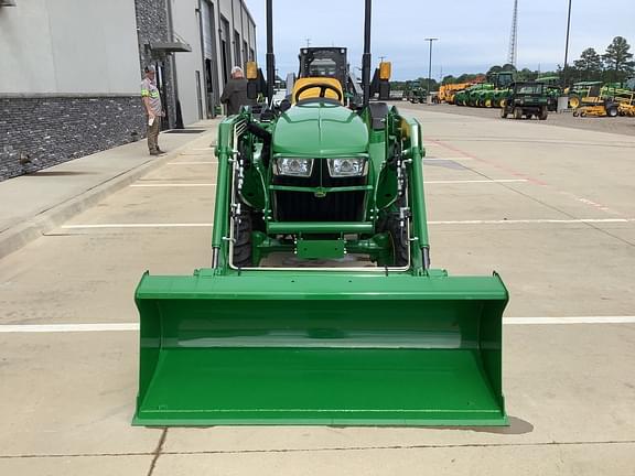 Image of John Deere 3025D equipment image 3