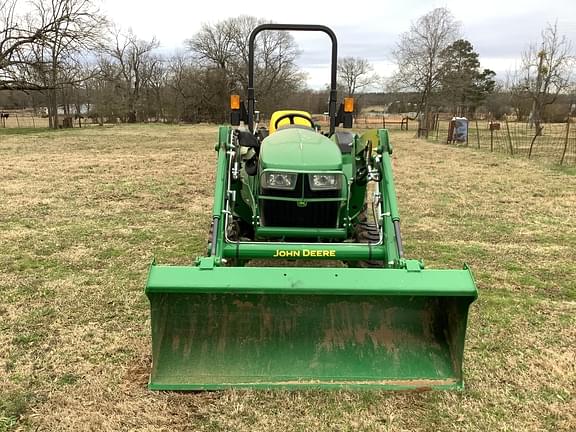 Image of John Deere 3025D equipment image 3