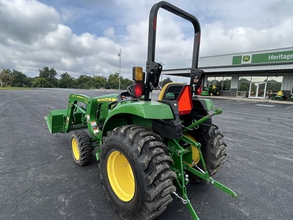 Image of John Deere 3025D equipment image 2
