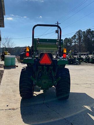 Image of John Deere 3025D equipment image 2