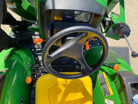 Image of John Deere 3025D equipment image 4