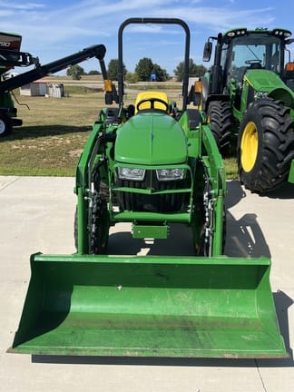 2022 John Deere 3025D Equipment Image0
