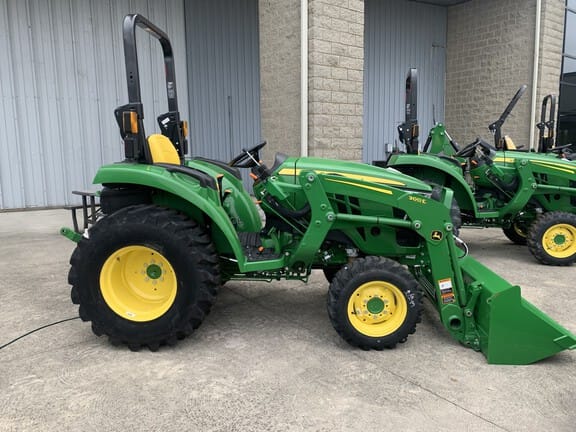 Main image John Deere 3025D