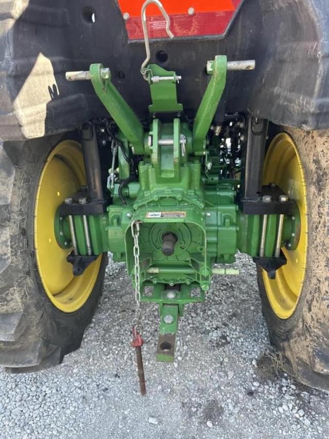 Image of John Deere 3025D equipment image 2