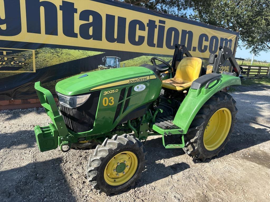 Image of John Deere 3025D Primary image