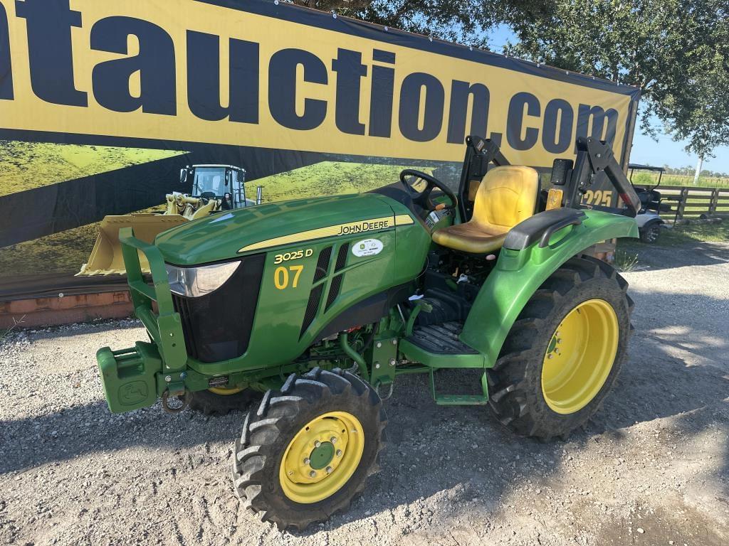 Image of John Deere 3025D Primary image