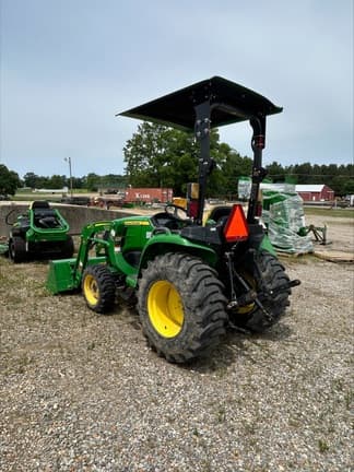 Image of John Deere 3025E equipment image 4