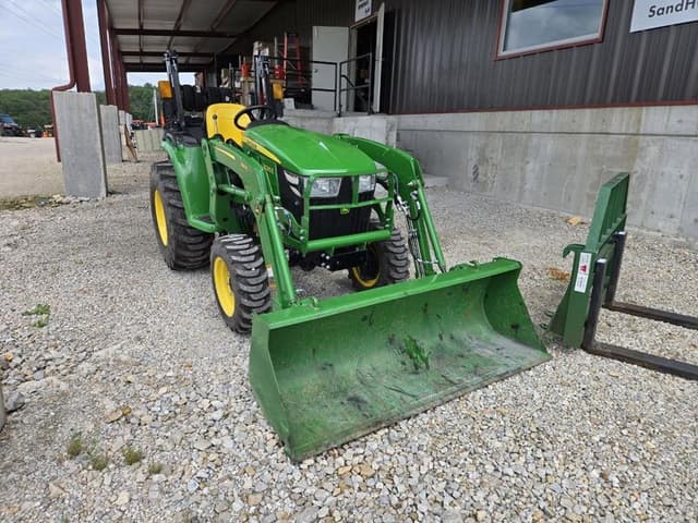 Image of John Deere 3025E equipment image 3