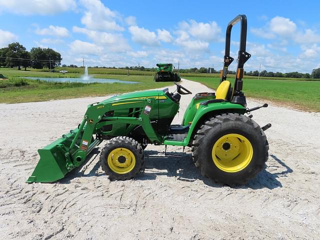 Image of John Deere 3025E equipment image 2