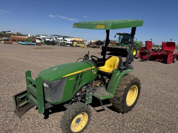 Image of John Deere 3025E Primary image