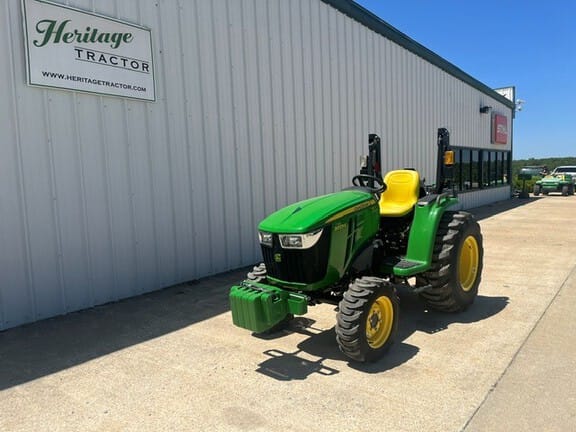2022 John Deere 3025E Equipment Image0