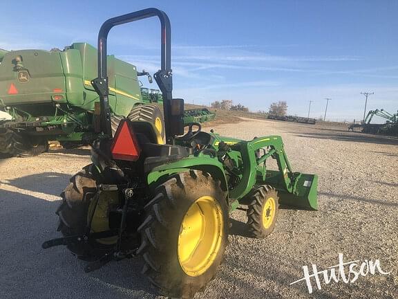 Image of John Deere 3025E equipment image 1