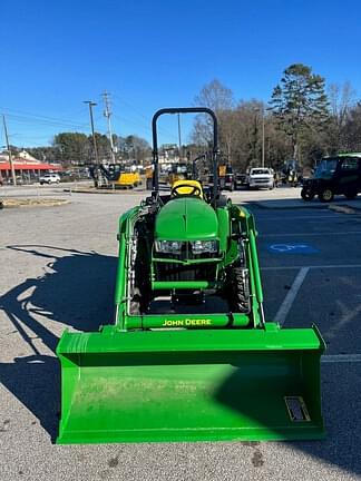 Image of John Deere 3025E equipment image 2