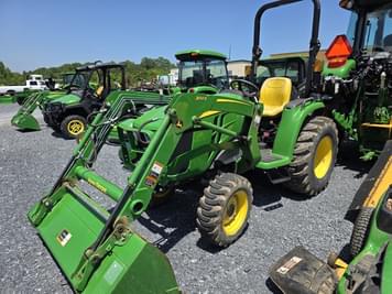 Main image John Deere 3025E