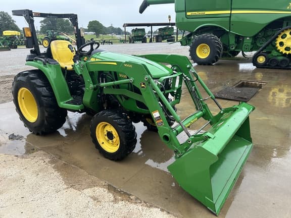 Image of John Deere 3025E equipment image 1