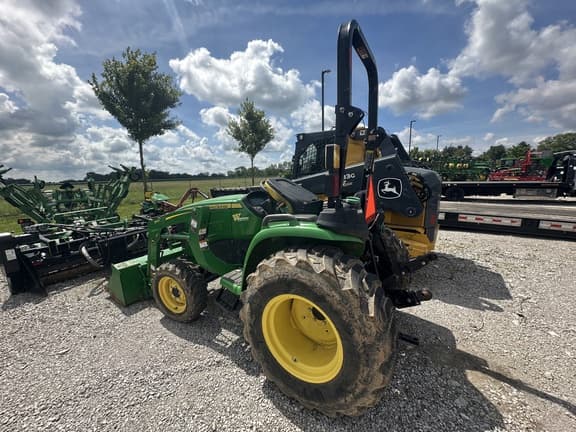 Image of John Deere 3025E equipment image 4