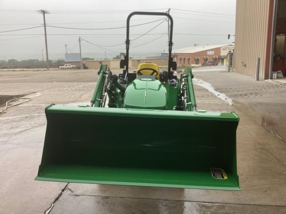 Image of John Deere 3025E equipment image 1