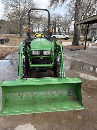 Image of John Deere 3025E equipment image 1
