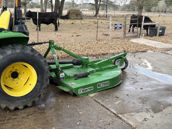 Image of John Deere 3025E equipment image 3