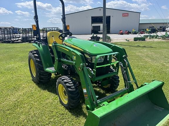 Image of John Deere 3025E equipment image 3