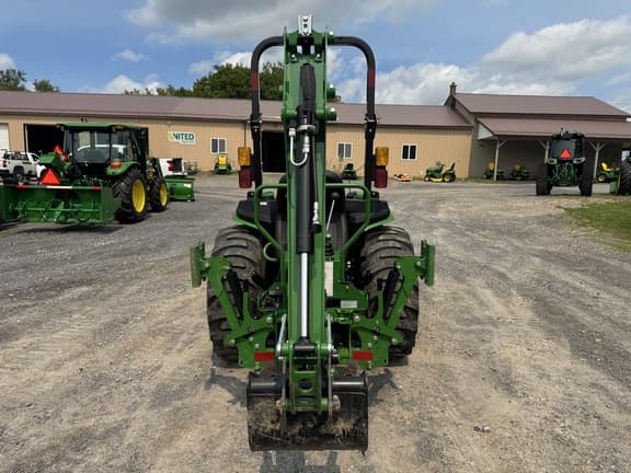 Image of John Deere 3025E equipment image 3