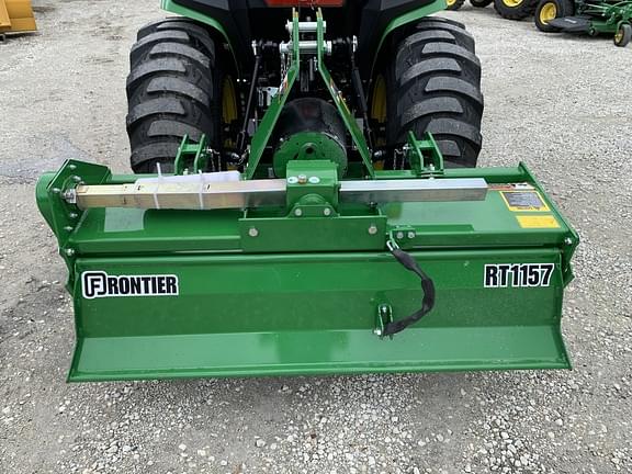 Main image John Deere 3025E 9