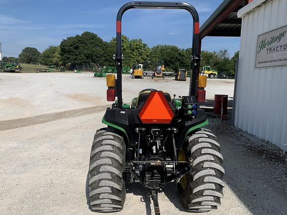 Image of John Deere 3025E equipment image 3