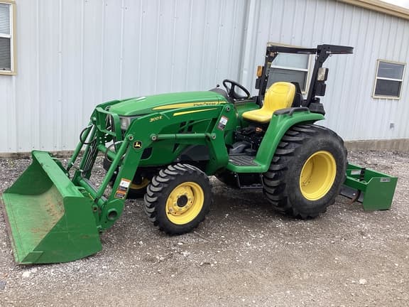 Image of John Deere 3025E equipment image 4