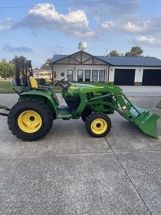 Image of John Deere 3025E equipment image 2