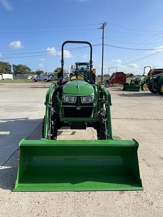 Image of John Deere 3025E equipment image 3