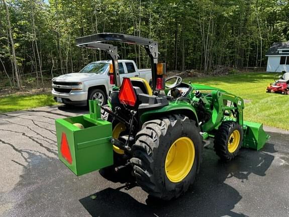 Image of John Deere 3025E equipment image 1