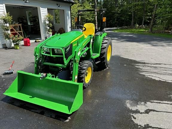 Image of John Deere 3025E equipment image 3