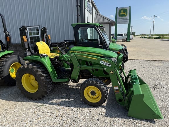 2022 John Deere 3025E Equipment Image0