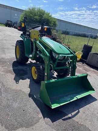 Image of John Deere 3025E equipment image 3