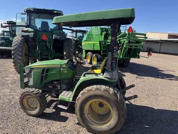Image of John Deere 3025E equipment image 3