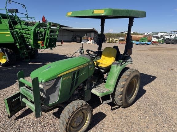 Image of John Deere 3025E Primary image