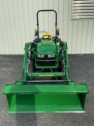 Image of John Deere 3025E equipment image 3