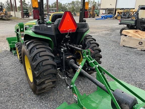 Image of John Deere 3025E equipment image 3